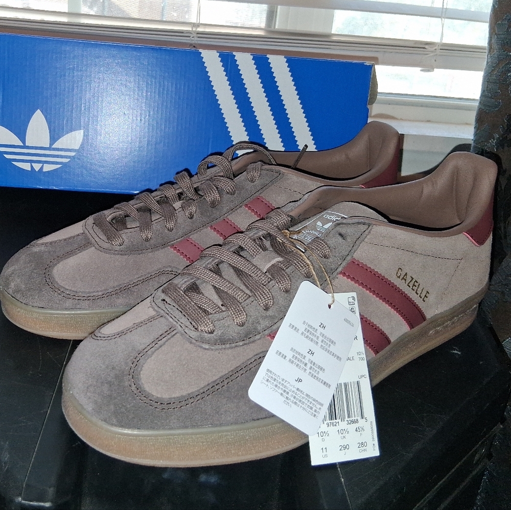 Men's Addidas Sneakers -
